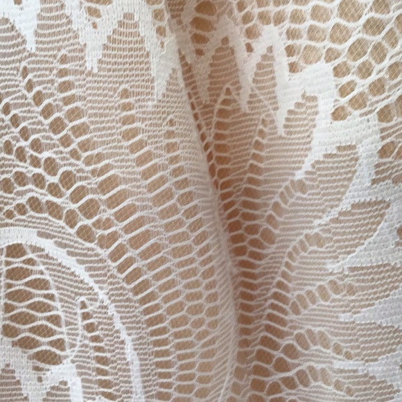 Bebe pale pink lace and tule dress! - Picture 3 of 4